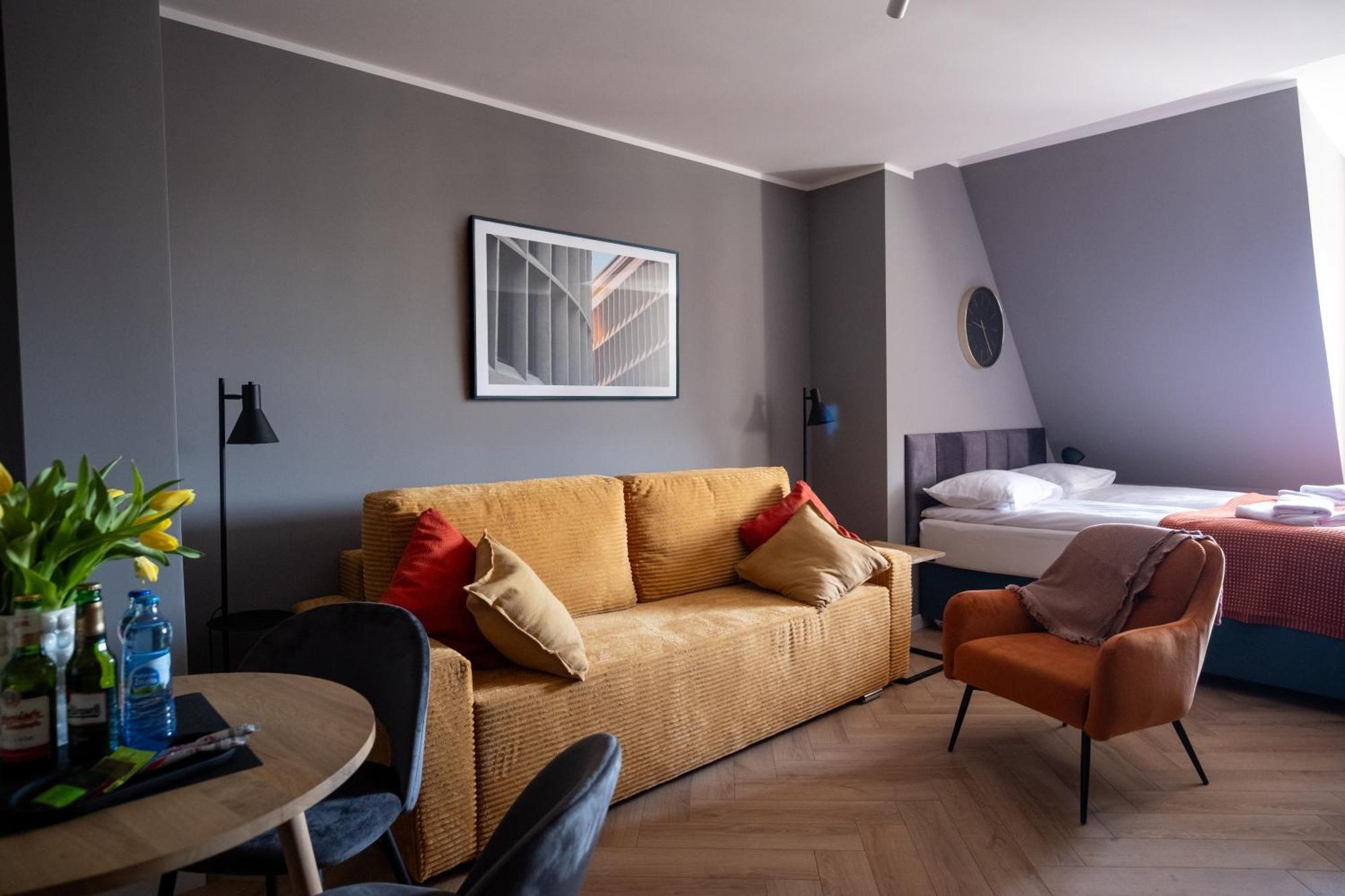 Apartamenty Drevny Kocur Poznan Luaran gambar
